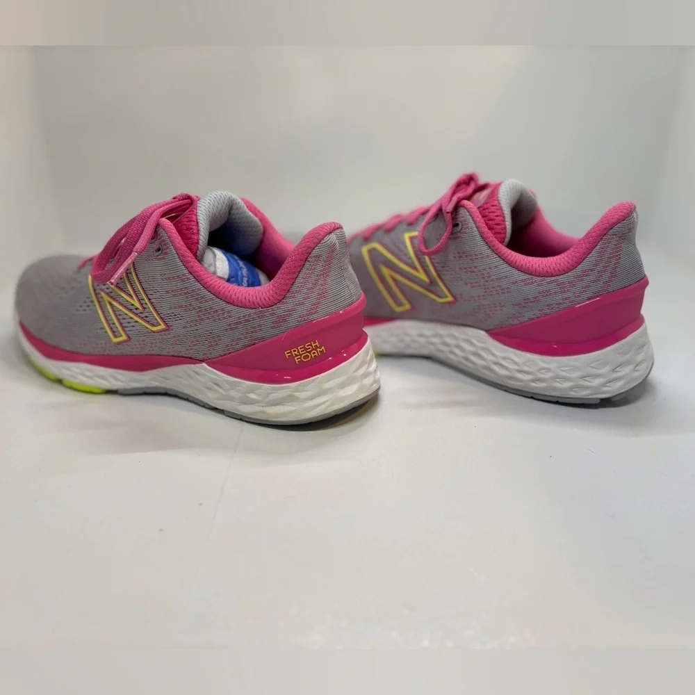 New Balance excellent new